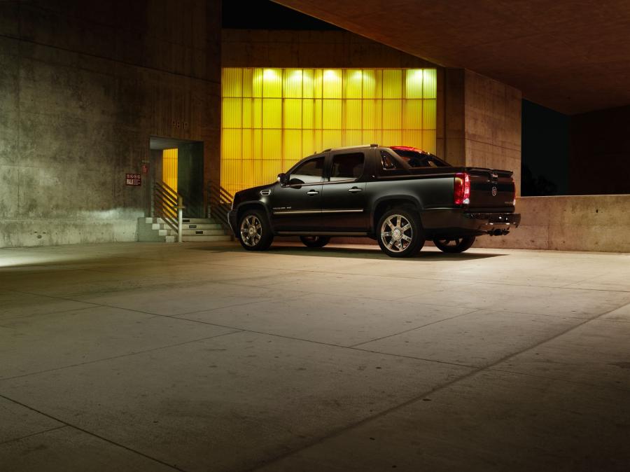  Cadillac Escalade ESV Premium Collection 2012 года  (фото 5 из 16)